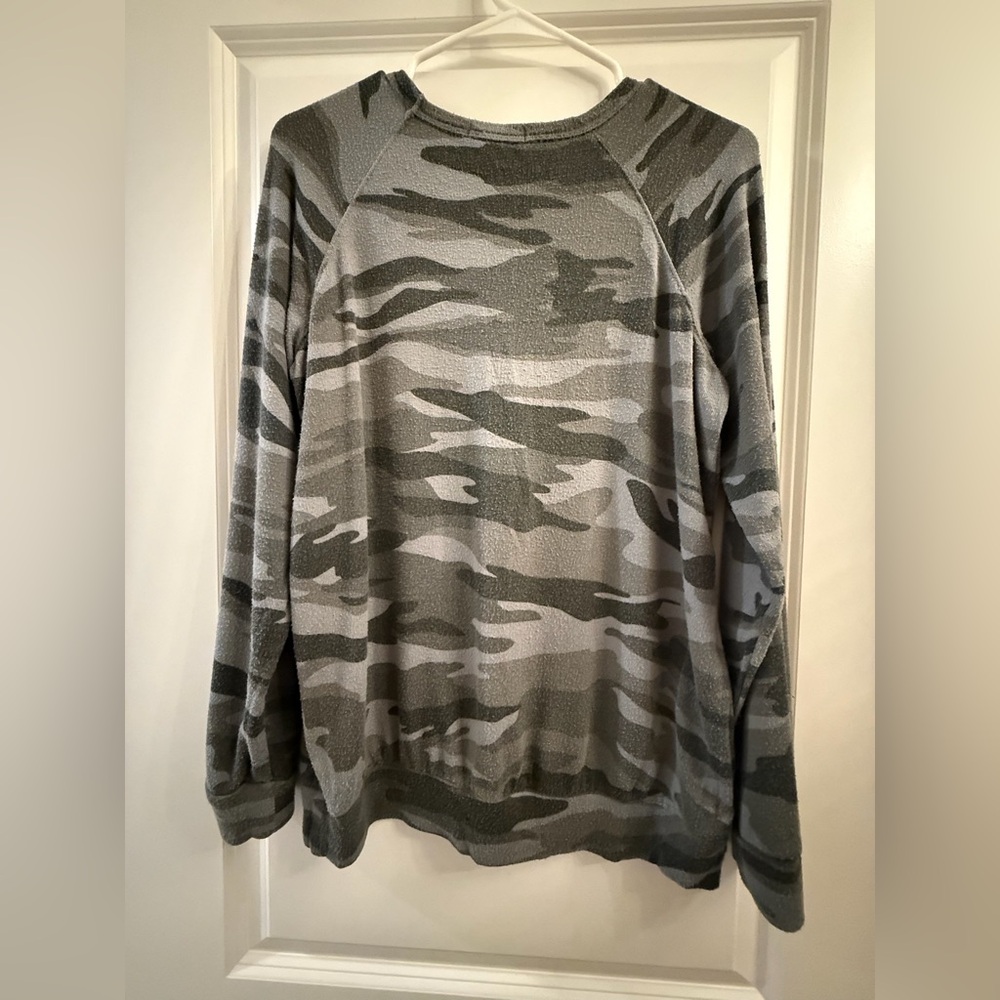 Buffalo David Bitton Gray Knit Top - Picture 2 of 3
